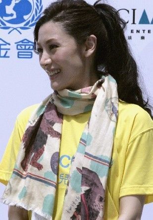 李嘉欣庆幸豪门并非深似海：我不接受男人不忠