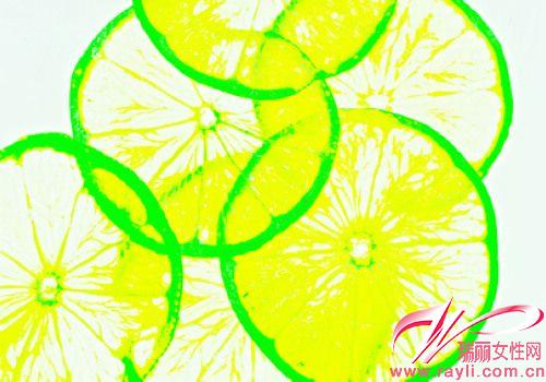 柠檬可促进肌肤新陈代谢和抑制色素沉淀