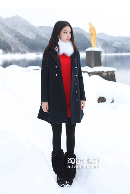 韩国小妞雪天保暖显瘦实拍 超迷人