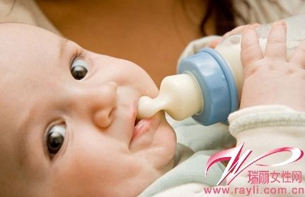 如何用奶瓶奶嘴给宝宝喂药