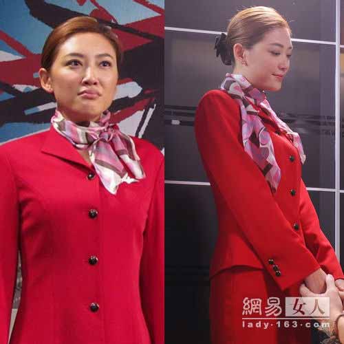应采儿在《八星报喜》中的空姐造型
