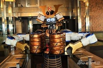 肇氏机器人餐厅，曼谷