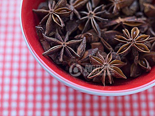 用八角、茴香洗澡